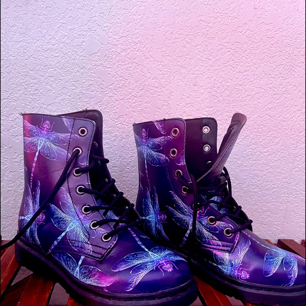 ** New Listing**Dragonfly vegan leather combat boots NEVER WORN LIKE NEW